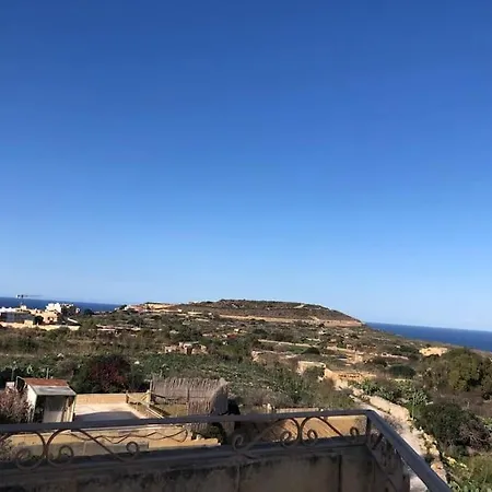 Διαμέρισμα Amazing Sunrise Views Il-Pergla